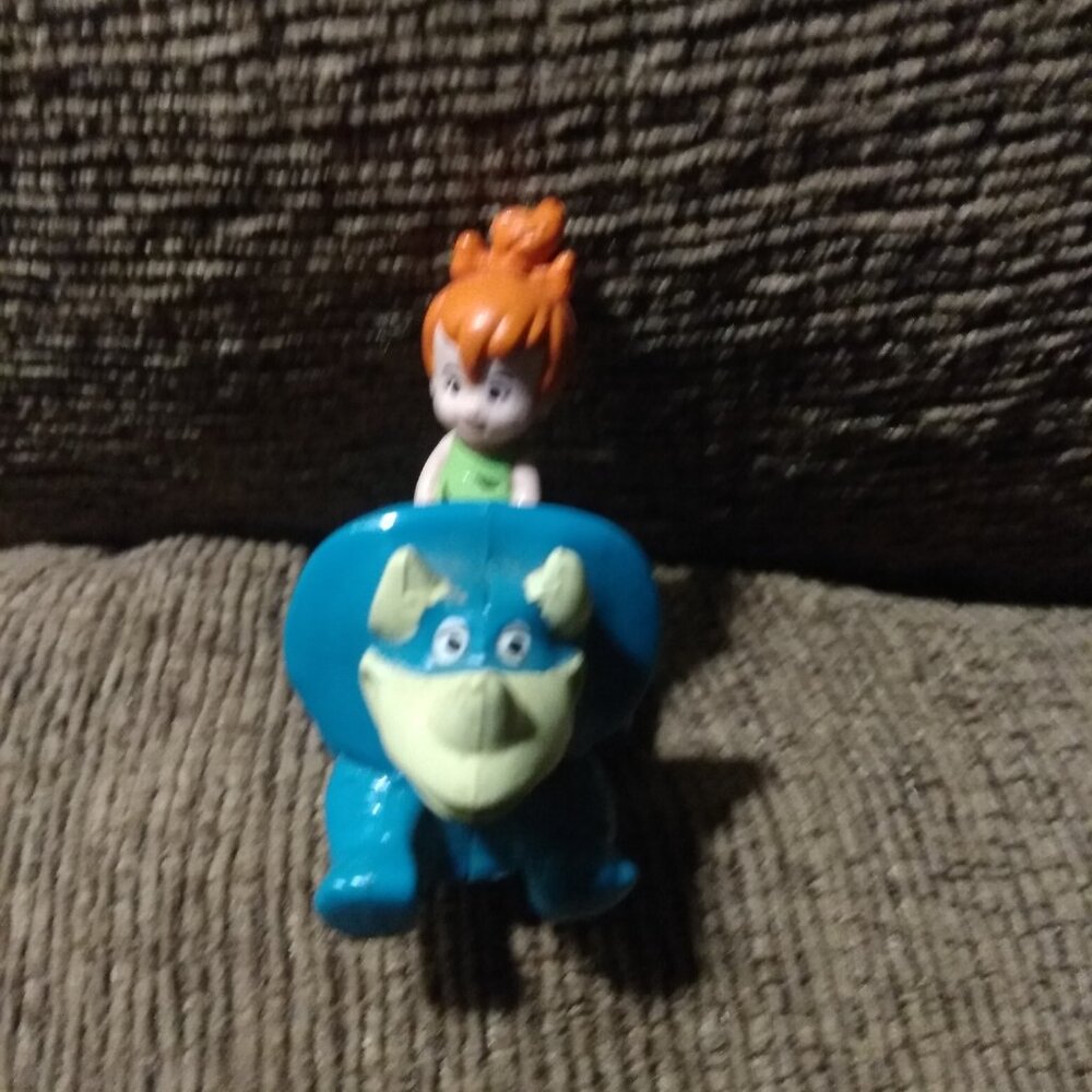 Flintstones Pebbles small  Denny's toy figure